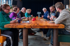 Stadsfabriek-aan tafel