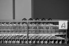 Wachtrij-voor-de-bouwmarkt-Marijke-Soeting